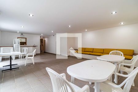 Apartamento à venda com 75m², 2 quartos e 1 vaga Apartamento à venda com 75m², 2 quartos e 1 vagaÁrea comum - Salão de festas