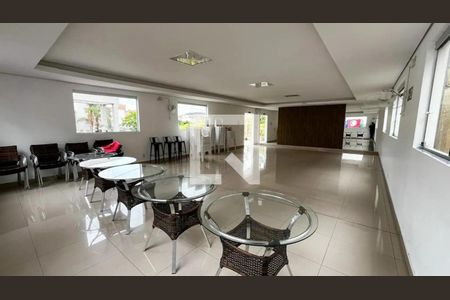 Apartamento à venda com 2 quartos, 50m² em Cabral, Contagem