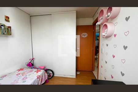 Apartamento à venda com 2 quartos, 50m² em Cabral, Contagem