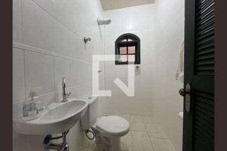 Casa de condomínio à venda com 300m², 4 quartos e 4 vagas