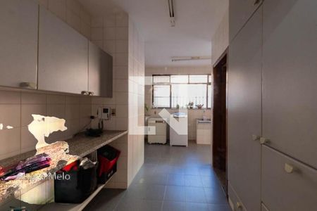 Casa à venda com 682m², 4 quartos e 8 vagas