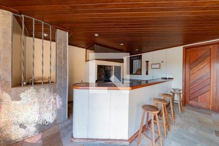 Casa à venda com 682m², 4 quartos e 8 vagas