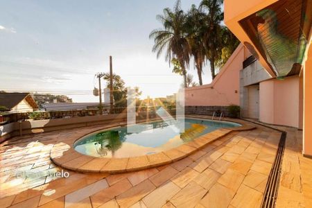 Casa à venda com 682m², 4 quartos e 8 vagas