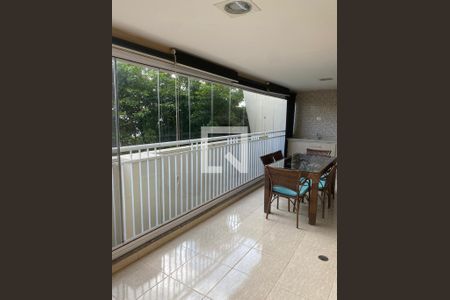 Apartamento à venda com 114m², 3 quartos e 2 vagas Apartamento à venda com 114m², 3 quartos e 2 vagasFoto 01