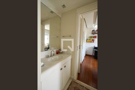 Apartamento à venda com 210m², 4 quartos e 4 vagas