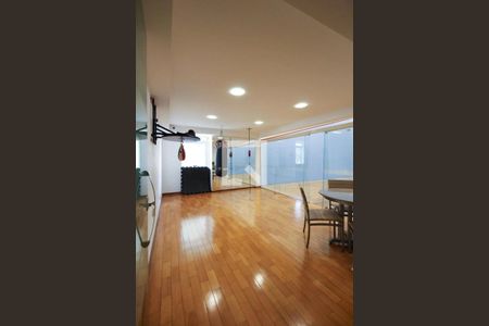 Apartamento à venda com 210m², 4 quartos e 4 vagas