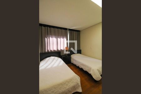 Apartamento à venda com 210m², 4 quartos e 4 vagas