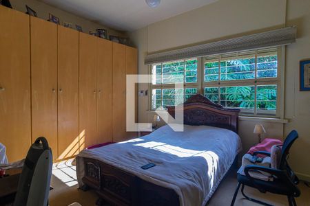 Casa à venda com 3 quartos, 216m² em Alto de Pinheiros, São Paulo