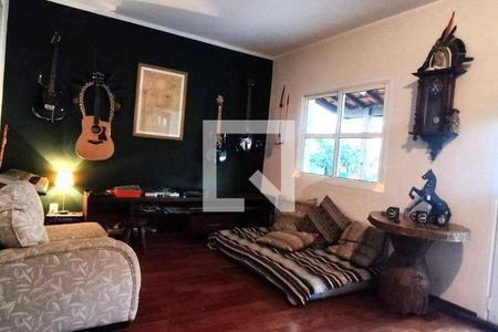 Casa à venda com 4 quartos, 220m² em Cidade Universitária, Campinas