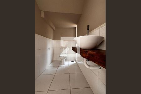 Lavabo de casa de condomínio à venda com 3 quartos, 356m² em Conjunto Habitacional Vila Santana (sousas), Campinas