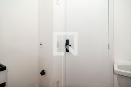 Sala / Cozinha / Área de Serviço  de apartamento para alugar com 1 quarto, 24m² em Bela Vista, São Paulo