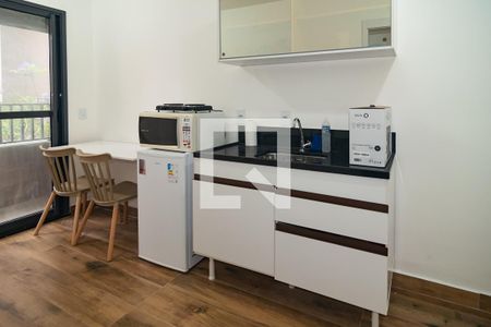 Sala / Cozinha / Área de Serviço  de apartamento para alugar com 1 quarto, 24m² em Bela Vista, São Paulo