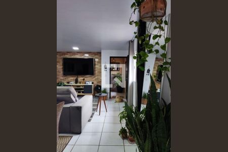 Casa à venda com 4 quartos, 220m² em Pestana, Osasco