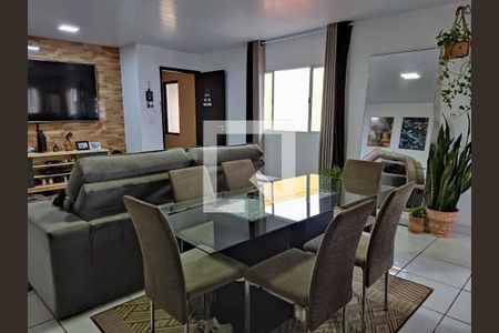 Casa à venda com 4 quartos, 220m² em Pestana, Osasco