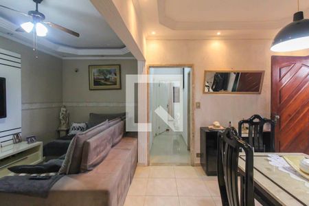 Sala de casa à venda com 2 quartos, 240m² em Jardim Nice, São Paulo