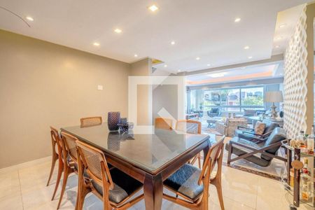 Casa à venda com 4 quartos, 357m² em Chácara das Pedras, Porto Alegre