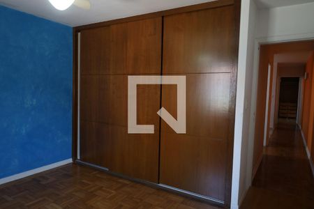 Casa à venda com 3 quartos, 179m² em Jardim Umuarama, São Paulo