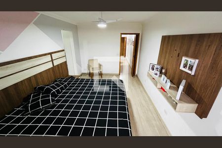 Casa à venda com 3 quartos, 224m² em Cidade das Flores, Osasco