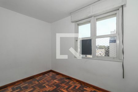 Quarto 2 de apartamento para alugar com 2 quartos, 54m² em Vila Ipiranga, Porto Alegre