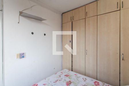 Quarto 1 de apartamento à venda com 3 quartos, 60m² em São João Batista, Belo Horizonte