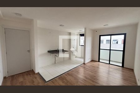 Sala  de apartamento para alugar com 2 quartos, 45m² em Vila Palmares, Santo André