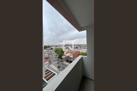 Varanda Sala  de apartamento para alugar com 2 quartos, 45m² em Vila Palmares, Santo André