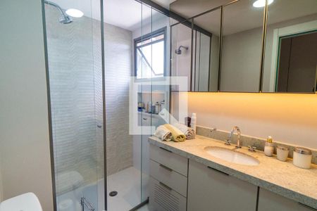 Banheiro da Suíte 1 de apartamento à venda com 3 quartos, 115m² em Jardim Prudência, São Paulo