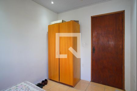 Quarto 2 de casa à venda com 4 quartos, 190m² em Jardim Carvalho, Porto Alegre