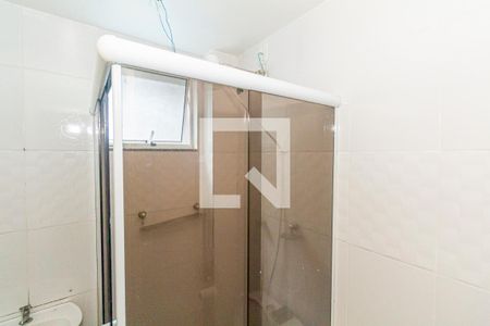 Banheiro de kitnet/studio para alugar com 1 quarto, 40m² em Vila Valqueire, Rio de Janeiro