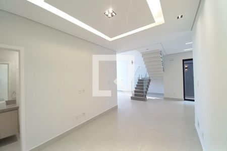 Sala de TV de casa de condomínio à venda com 4 quartos, 305m² em Swiss Park, Campinas