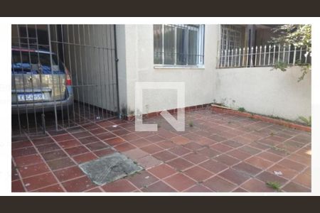Foto 02 de casa à venda com 2 quartos, 100m² em Vila Isa, São Paulo