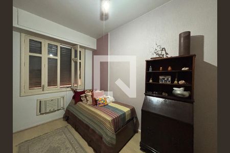 Quarto 1 de apartamento à venda com 3 quartos, 90m² em Copacabana, Rio de Janeiro