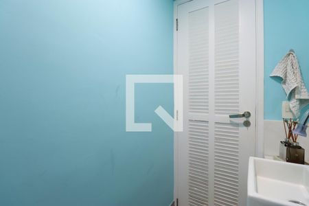 Lavabo de apartamento à venda com 3 quartos, 139m² em Perdizes, São Paulo