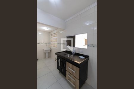 Cozinha e Área de Serviço de apartamento para alugar com 1 quarto, 33m² em Vila Campanela, São Paulo