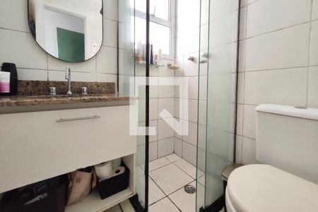 Banheiro Suíte de apartamento à venda com 3 quartos, 62m² em Vila Faustina Ii, Campinas