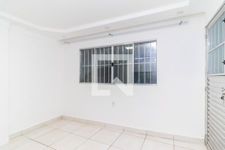 Sala de casa à venda com 2 quartos, 125m² em Vila Jacuí, São Paulo