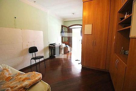 Casa à venda com 3 quartos, 500m² em Campestre, Santo André