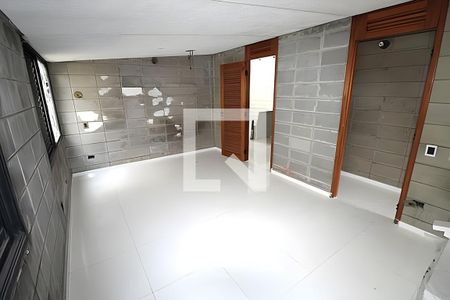 Casa à venda com 3 quartos, 350m² em Vila Assunção, Santo André