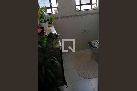 Casa à venda com 3 quartos, 220m² em Vila Camilópolis, Santo André