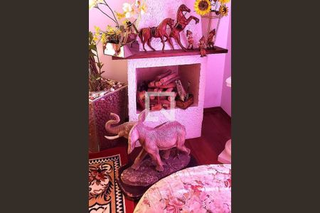 Casa à venda com 3 quartos, 220m² em Vila Camilópolis, Santo André