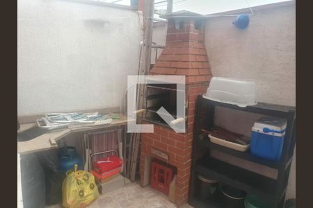 Casa à venda com 2 quartos, 110m² em Parque João Ramalho, Santo André