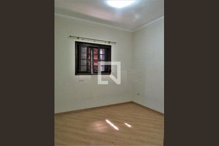 Casa à venda com 3 quartos, 260m² em Utinga, Santo André
