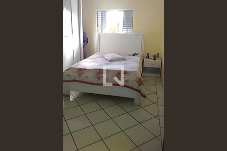 Casa à venda com 3 quartos, 253m² em Parque das Nações, Santo André