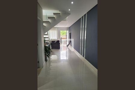 Casa à venda com 3 quartos, 265m² em Parque Sao Vicente, Santo André