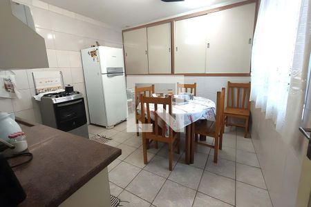 Casa à venda com 3 quartos, 202m² em Jardim Bela Vista, Santo André