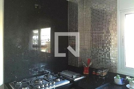 Casa à venda com 4 quartos, 241m² em Vila Gilda, Santo André