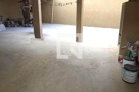 Casa à venda com 4 quartos, 241m² em Vila Gilda, Santo André