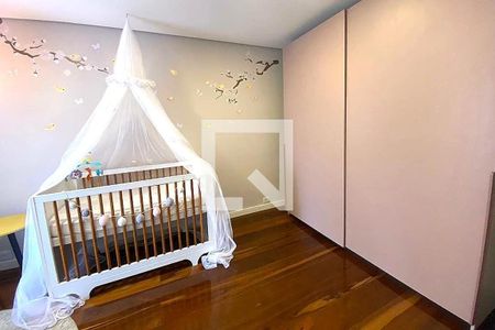 Casa à venda com 3 quartos, 275m² em Campestre, Santo André