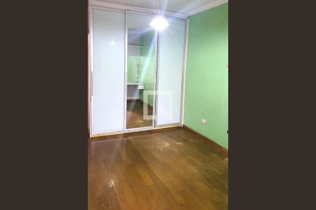 Casa à venda com 4 quartos, 206m² em Jardim Bela Vista, Santo André