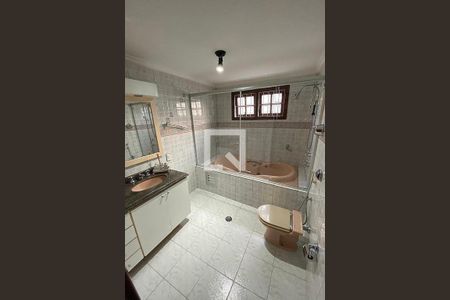 Casa à venda com 3 quartos, 234m² em Vila Metalúrgica, Santo André